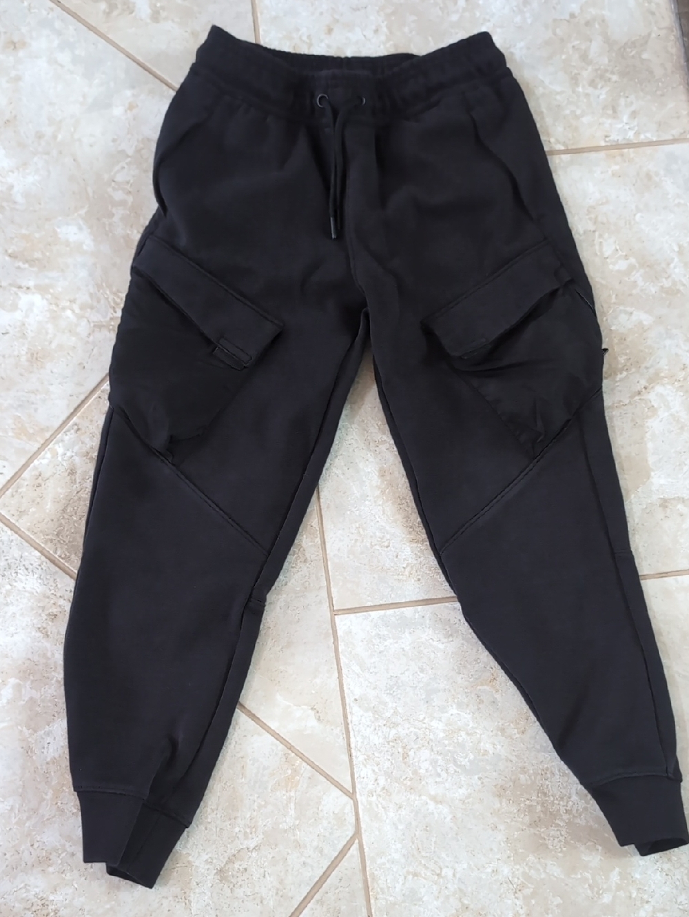 Boys Size 8 Athletic Works Black Joggers With Multiple Pockets